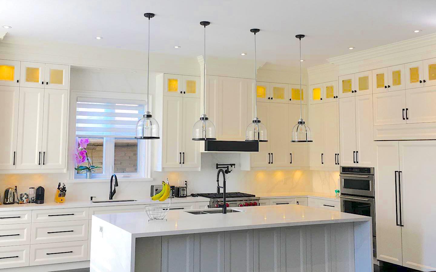 custom kitchen design build by Galaxy Kitchen in Toronto galaxykitchen.ca